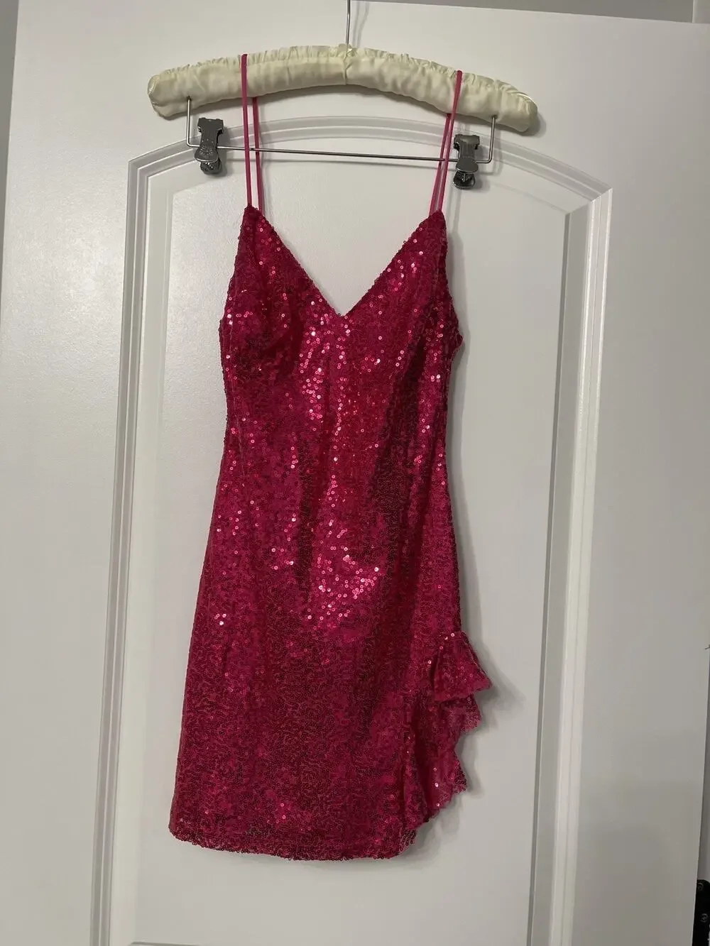 red and black mesh dress & 1950s Bat Prom Shoes | Homecoming Color:IRREDESCENT HOT PINK USNEW_06_26_26 edits the red floral